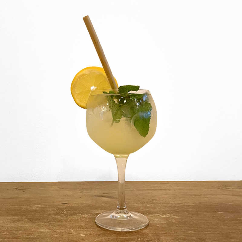 Limoncello Spritz